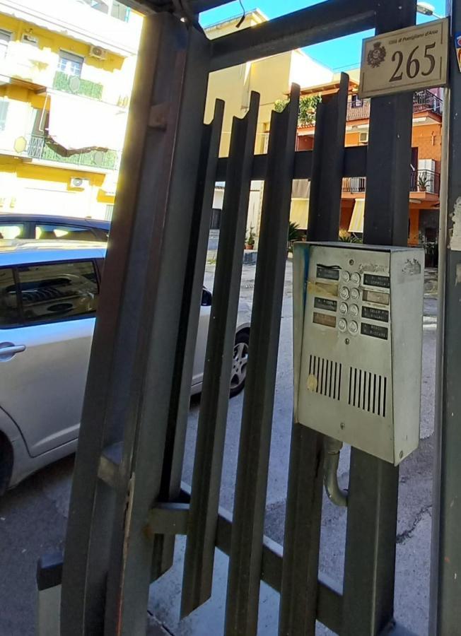 Affittacamere Iria Pomigliano d'Arco Esterno foto